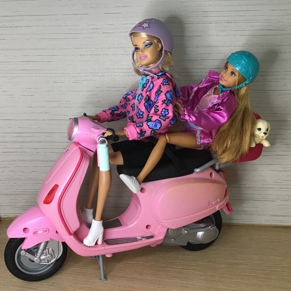 Barbie Other - Barbie Dolls and Vespa